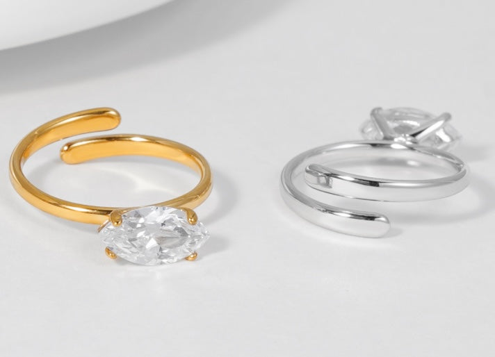 Single Pavé Adjustable Ring
