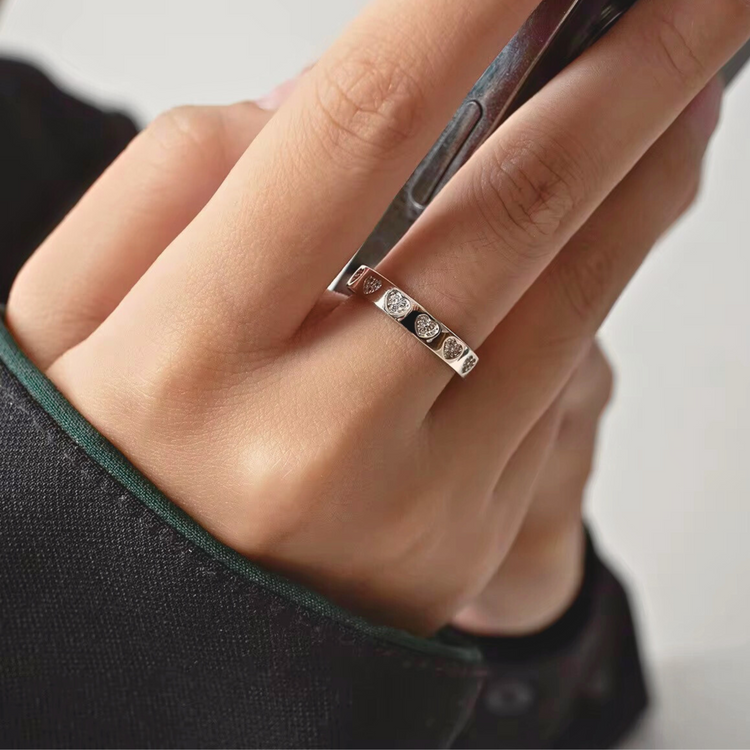 Adore Ring