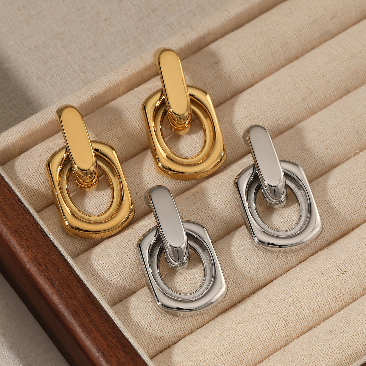 Bold Link Drop Studs