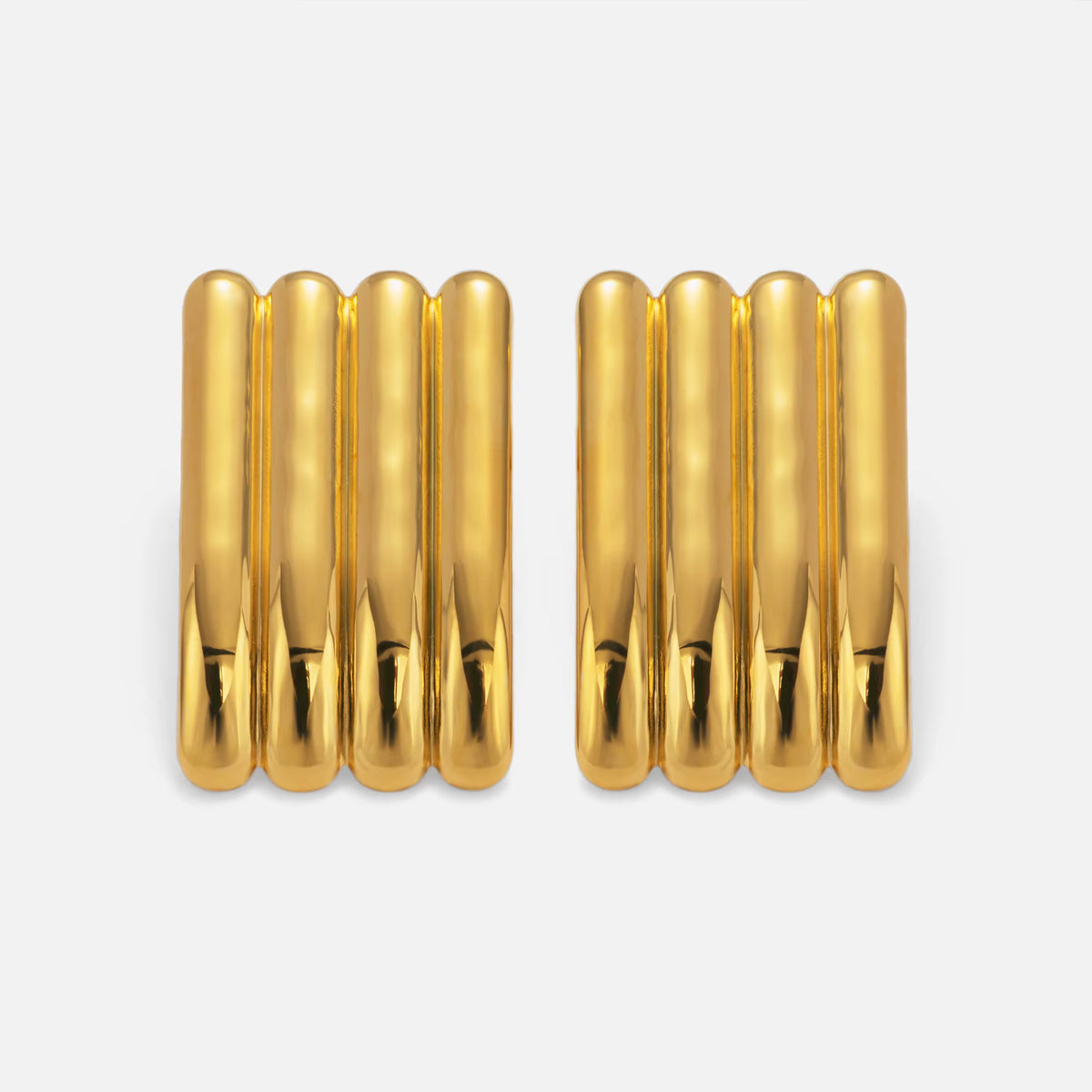 Oversized Ribbed Studs