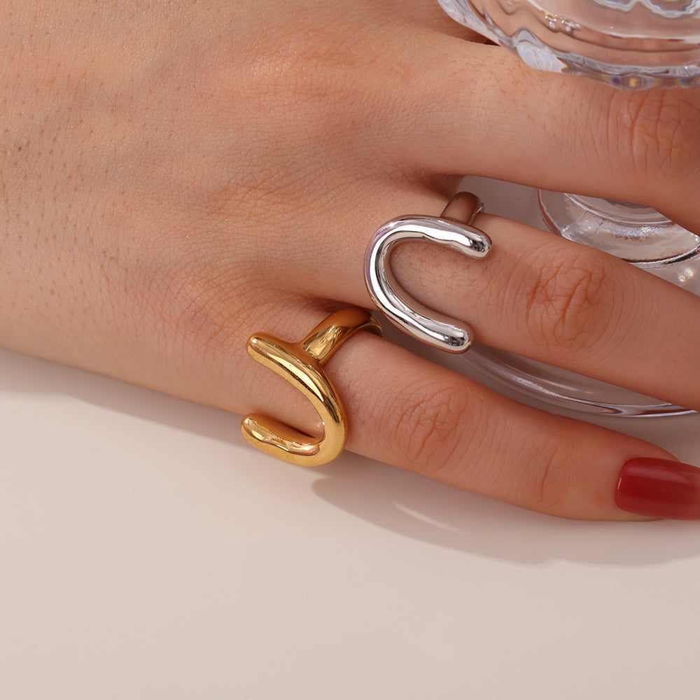 U-Shaped Ring