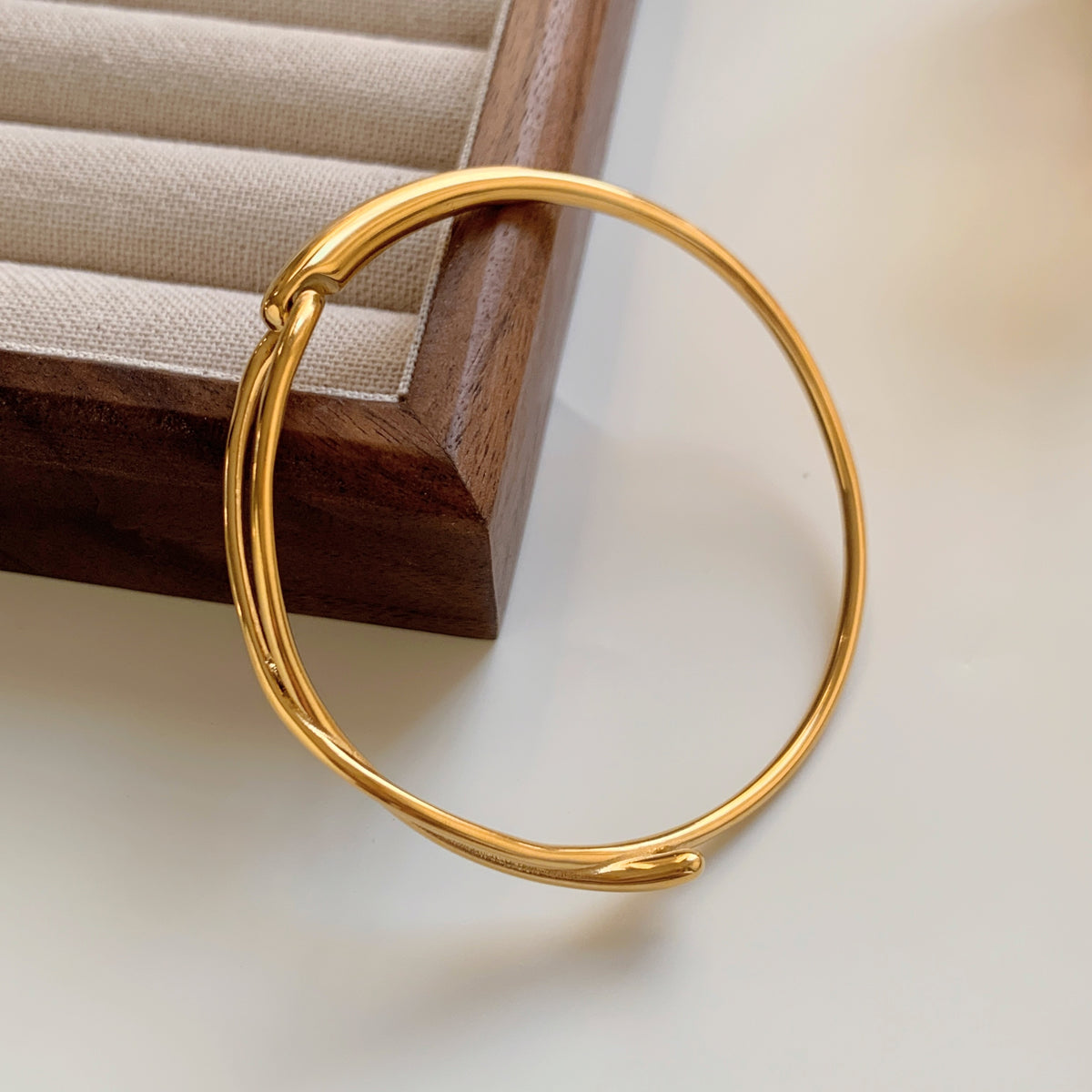 Hollow Hook Bangle