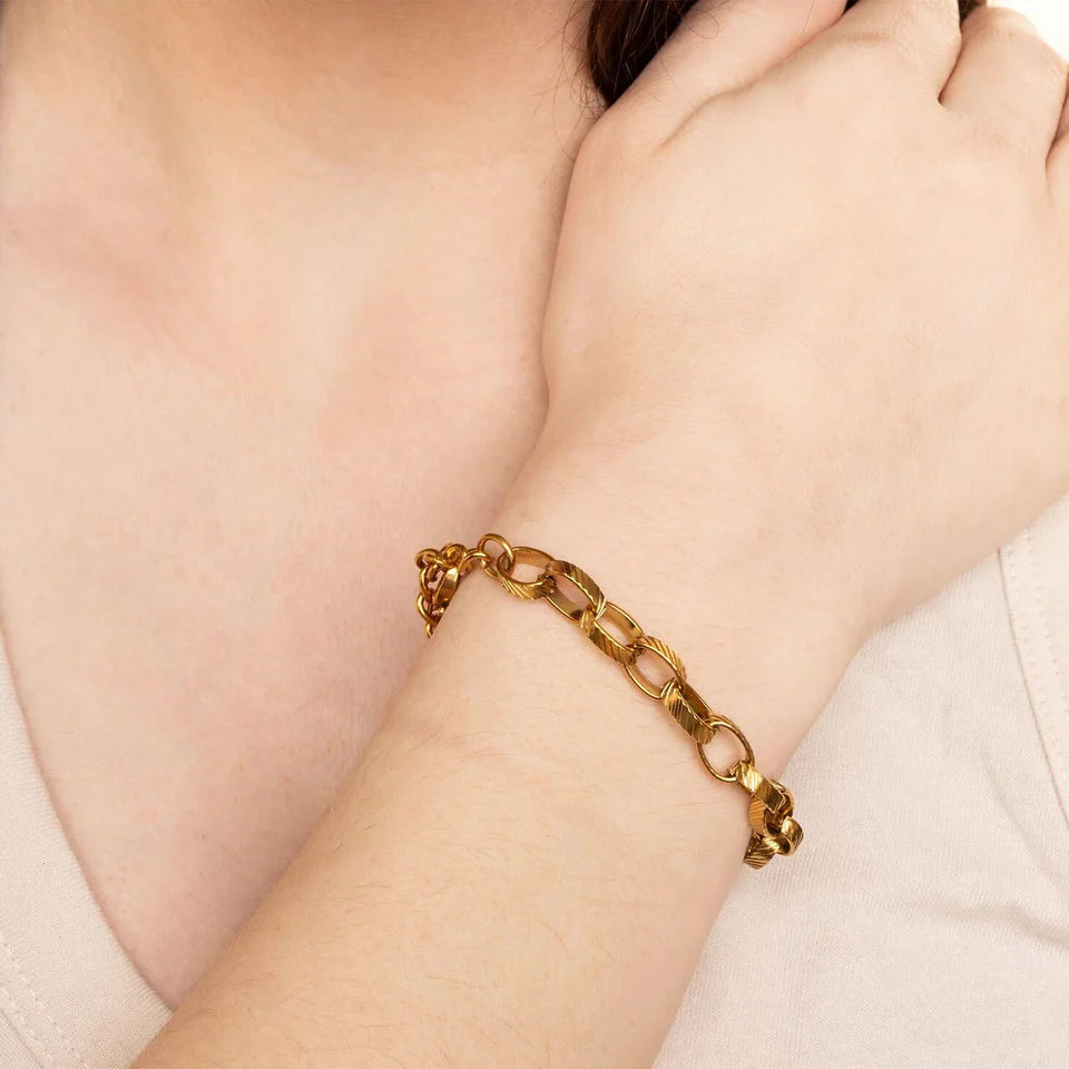 Oval Link Chain Bracelet