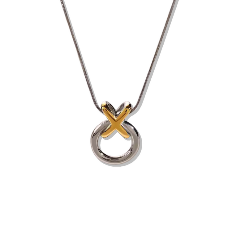 XO Pendant Necklace