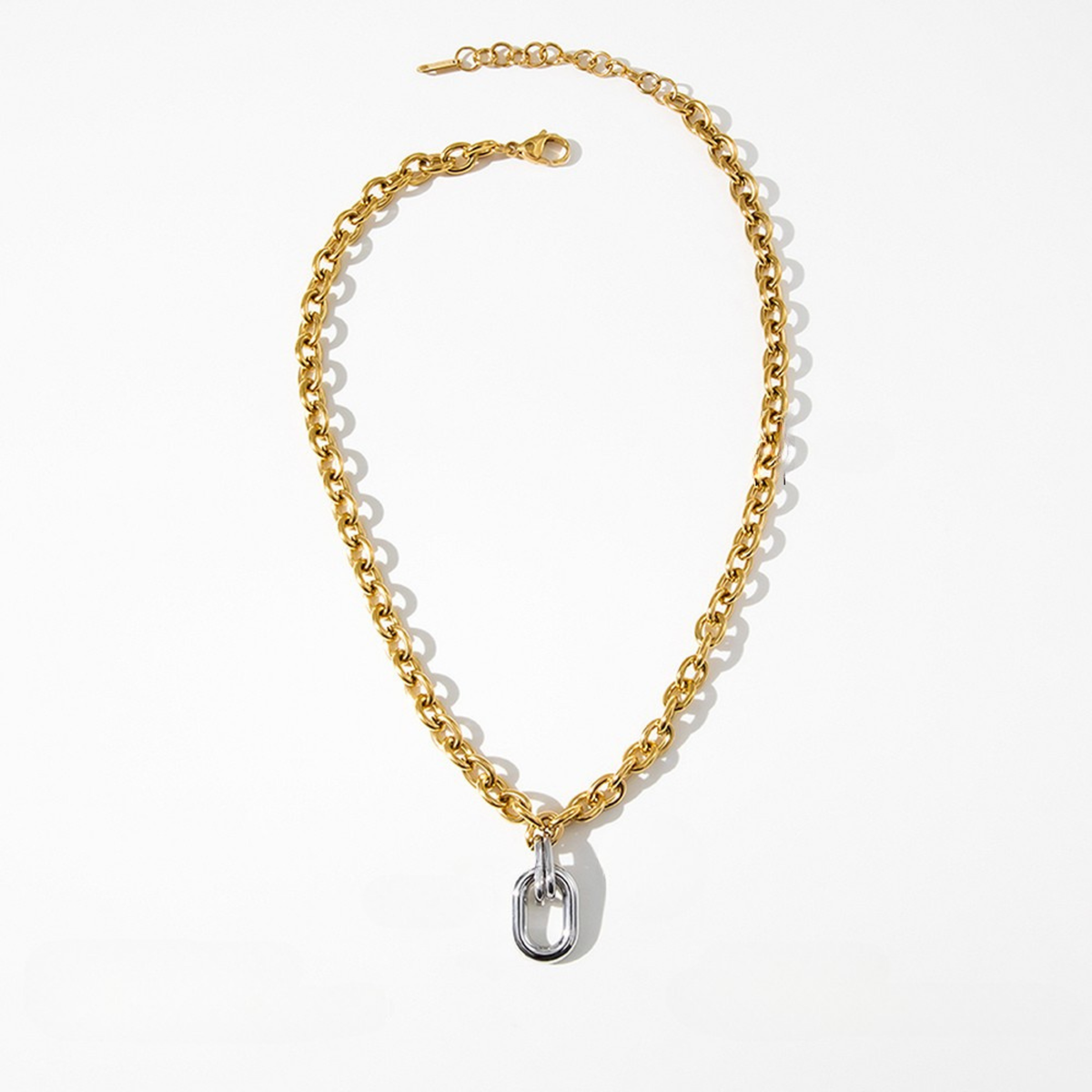 Single Bold Link Necklace