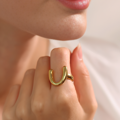 U-Shaped Ring