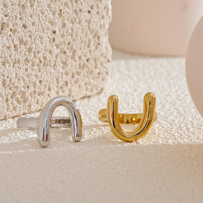 U-Shaped Ring